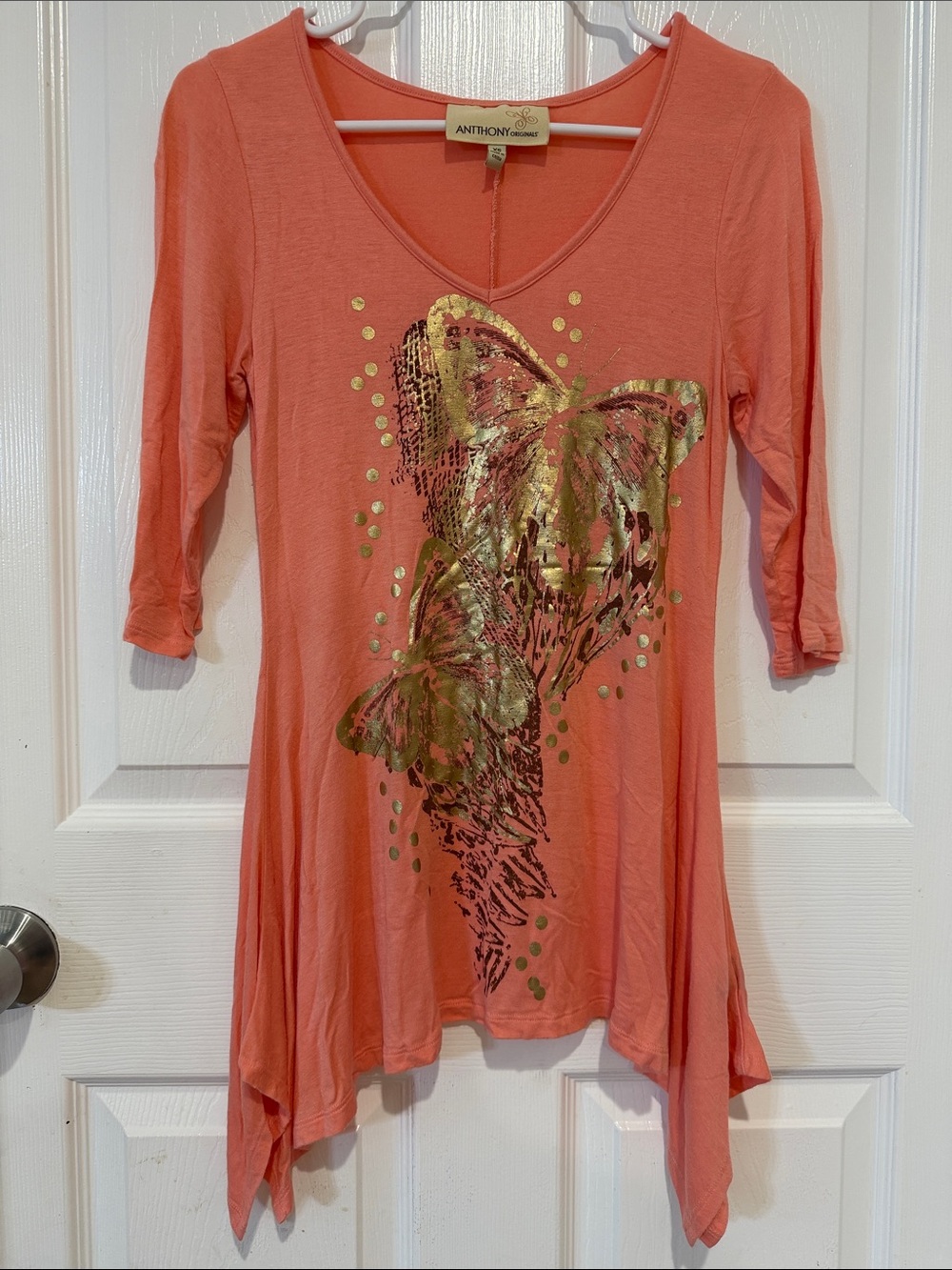 Anthony Originals Coral V-Neck Tunic with Gold Butterflies Size XS